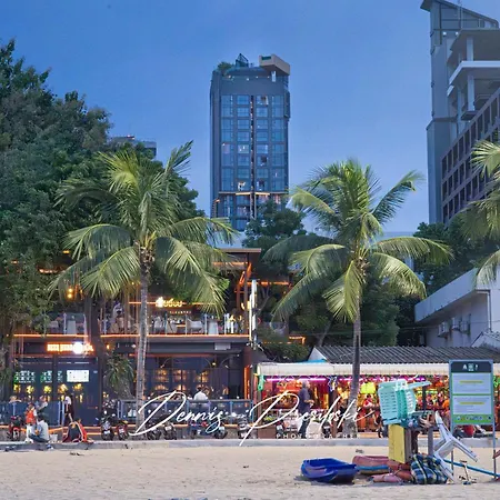 Luxury Edge Seaview Apartment Pattaya Exterior photo
